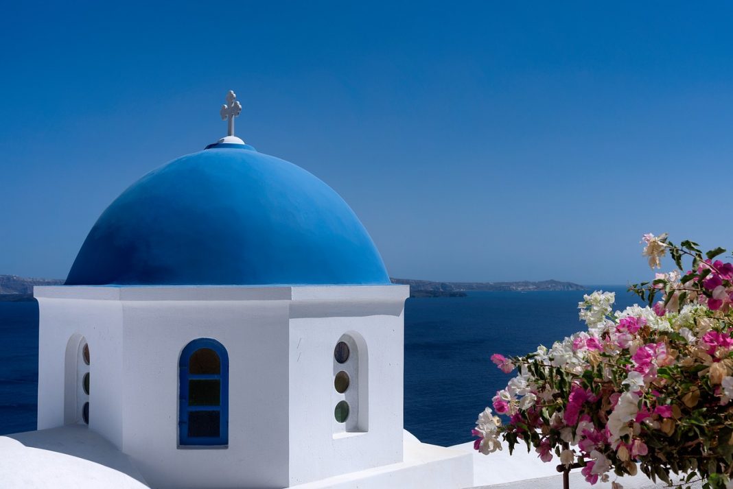 Santorini - wakacje last minute w Grecji